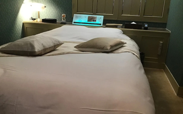 Valentine - Adults Only