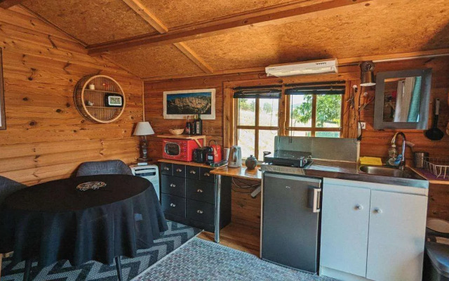 Camping A La Ferme De Bourras