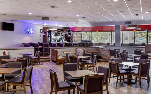 Holiday Inn Fayetteville-I-95 South