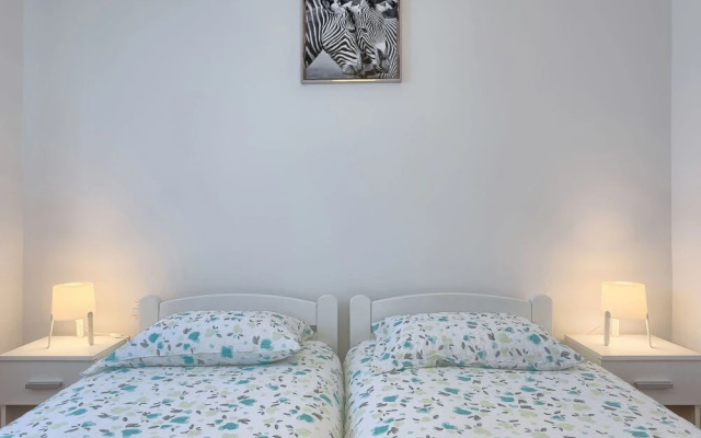 Rovere Pula in Pula With 2 Bedrooms and 1 5 Bathrooms