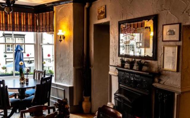 The Royal Oak Inn