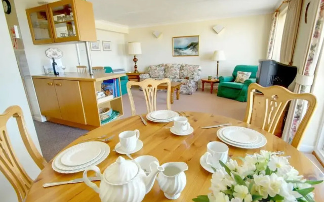 Flat 24 Clifton Court Croyde