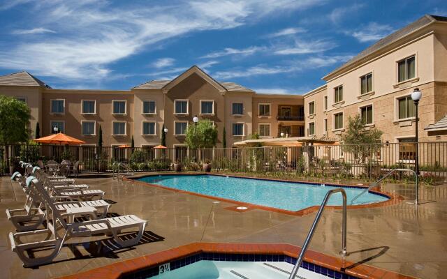 Ayres Hotel Chino Hills – Ontario
