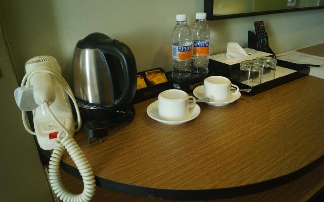Roxy Hotel and Apartments Hotel
