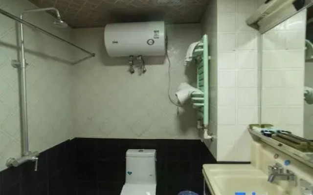 Xinjinjue Hotel