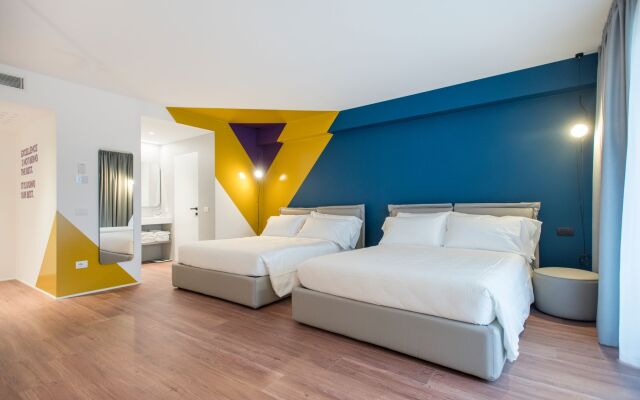 Hoody Active & Happiness Hotel