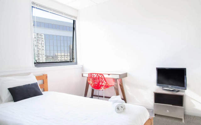 The Setup on Dixon - Hostel