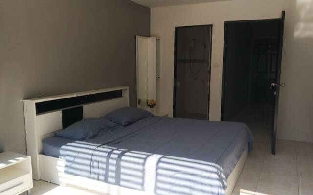 Desire Guesthouse Patong