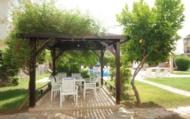 Saros Apartments Calls Beach