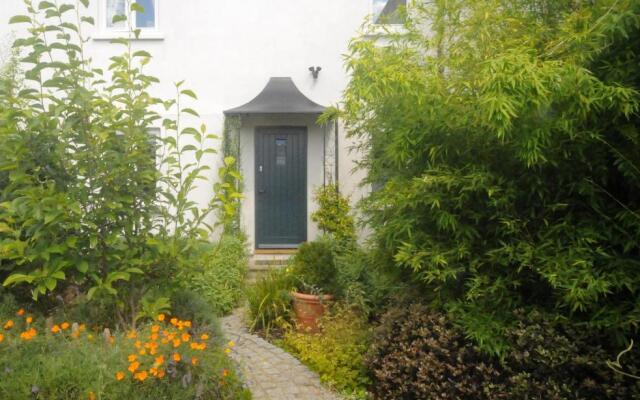 Mulberry cottage