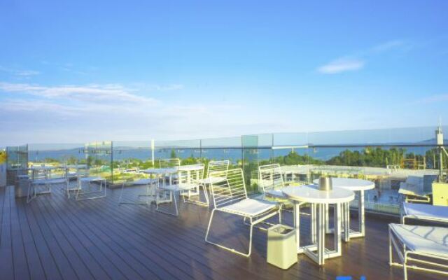 Wu'er Yinshe Qingshe Seaview Holiday Villa