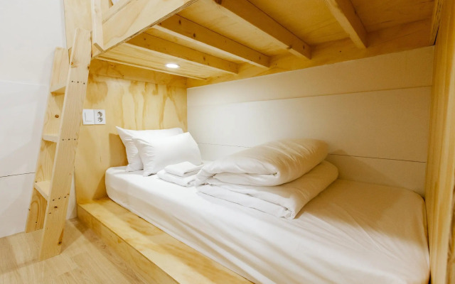 Step Inn Myeongdong 2 - Hostel