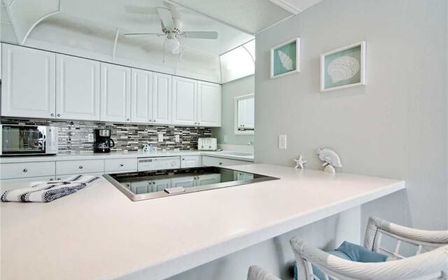 Bay Oaks D22 - Two Bedroom Condo