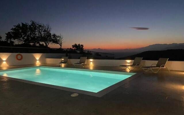 Villa George Sea View With Pool - Triopetra