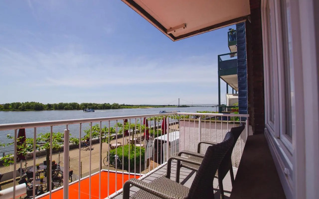 Hotel Rheinpromenade8