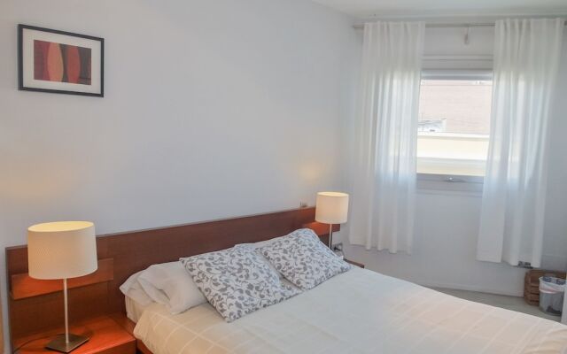 Dflat Escultor Madrid Apartments