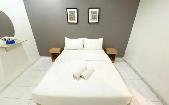 1108 Hotel Sungkai