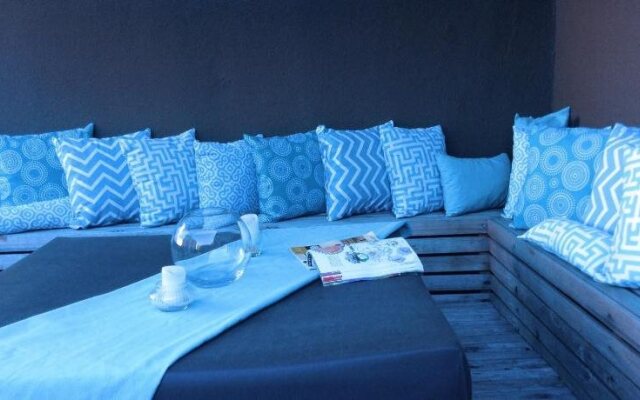 Defensa 821 Bed & Breakfast
