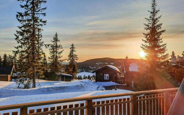 Amazing Home in Lillehammer With Wifi, 3 Bedrooms and Sauna