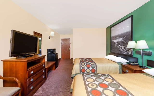 Super 8 by Wyndham Searcy AR