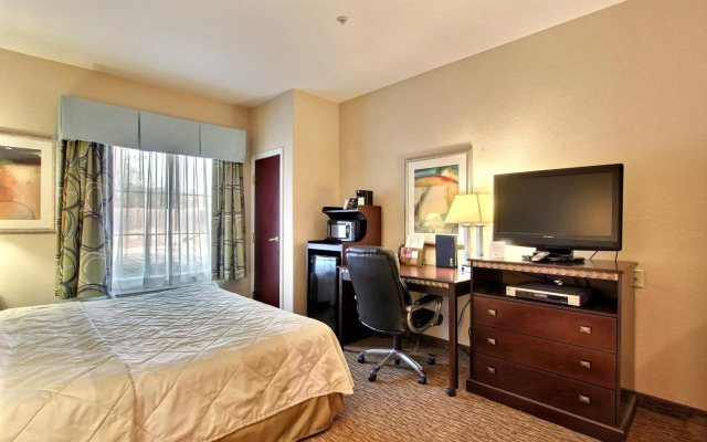 Magnolia Inn & Suites
