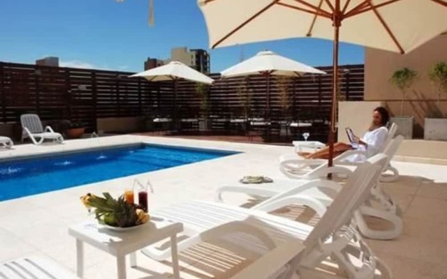 Howard Johnson by Wyndham Villa Maria Casino