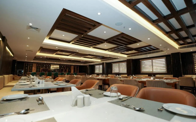 Royal Ritz