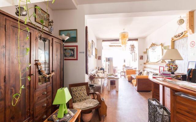 Plaza Beach Hostel