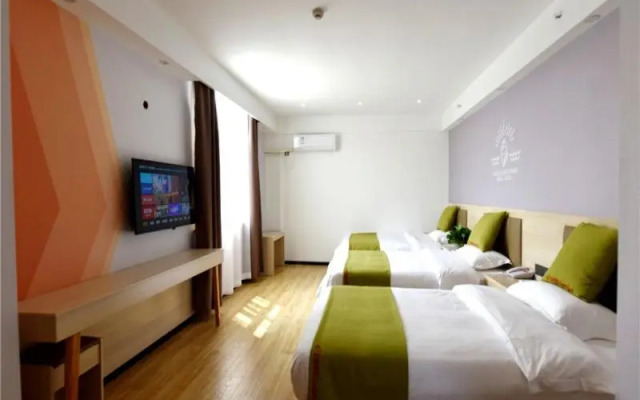Shell Hefei Heping Road Shuguang Cinema East Qili Subway Station Hotel