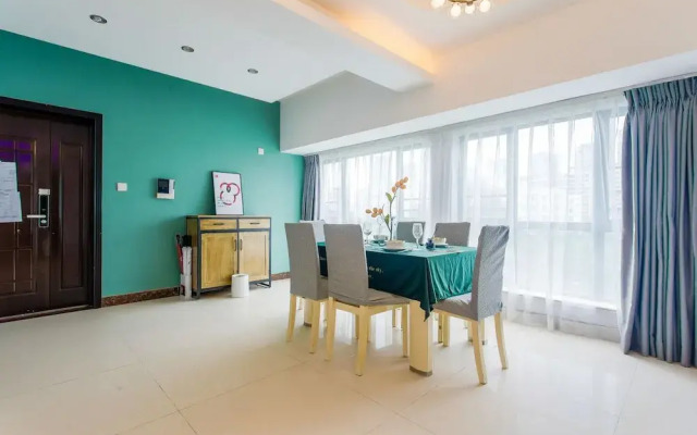 Locals Boutique Apartment Huafa No.11