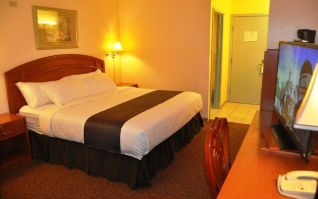 ThriftLodge Claresholm AB