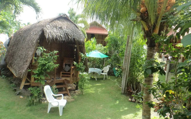 Alumbung Cottages