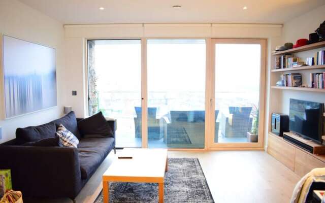 2 Bedroom Apartment Near Elephant And Castle