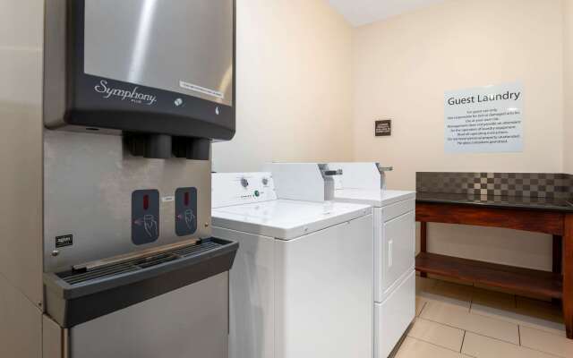 Best Western Plus Covered Bridge Inn