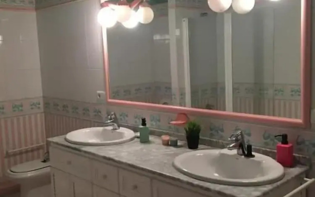 Wish-Suite San Jacinto de Sevilla Apartment