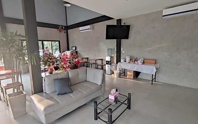 บ้านไชโยรีสอร์ท