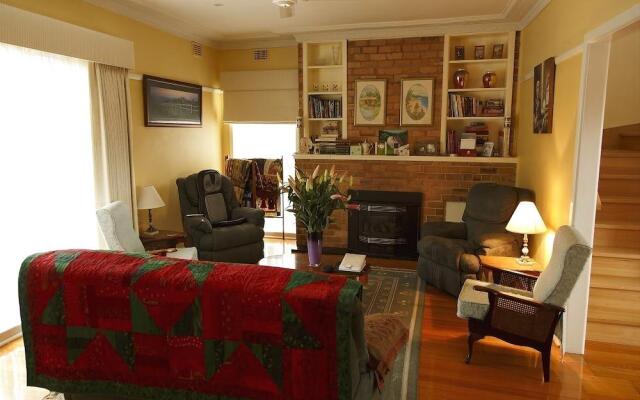 Austin Rise Bed and Breakfast