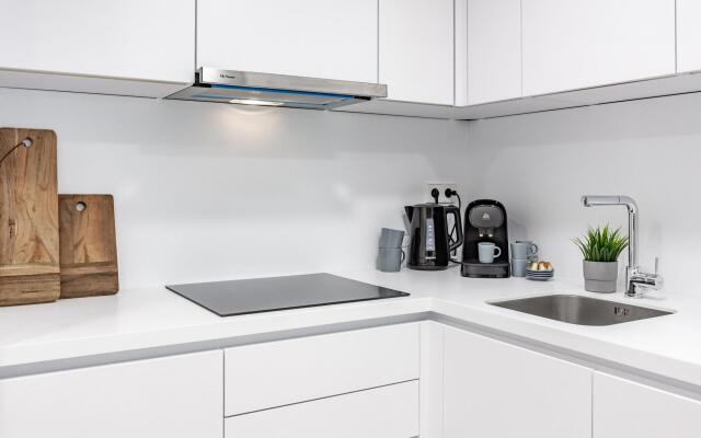 INF1.2A- Apartment close to beach and old town