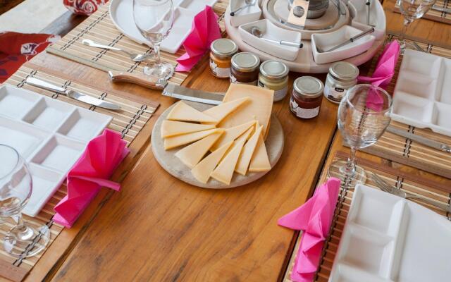 Old Stone - A2(4+1) in Sukosan