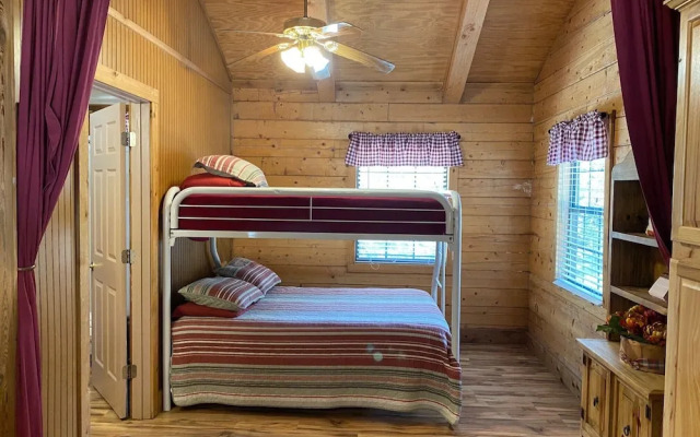 A Peace of Heaven Cabins