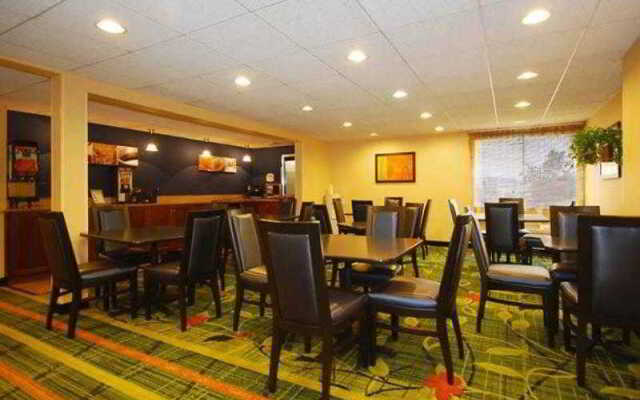Fairfield Inn