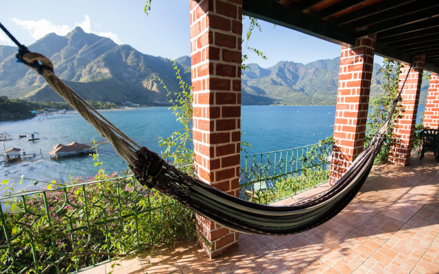 Eco Hotel Uxlabil Atitlan