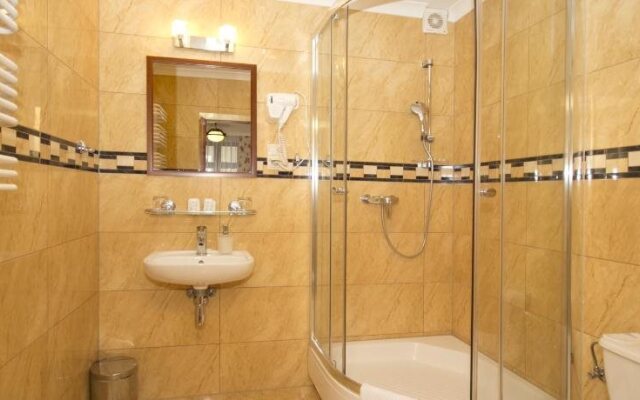 Hotel Retman