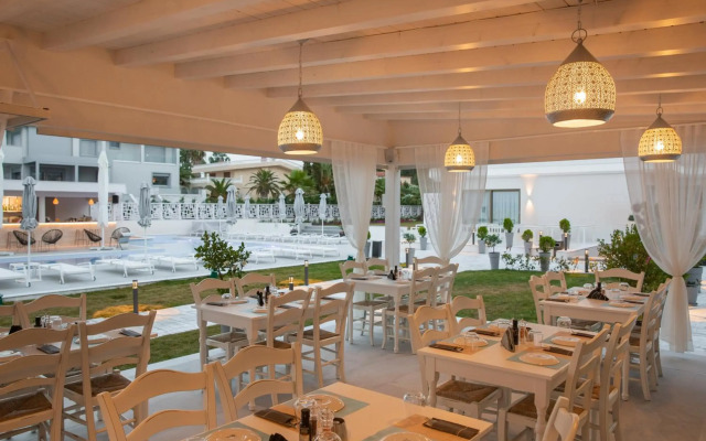Laguna Resort