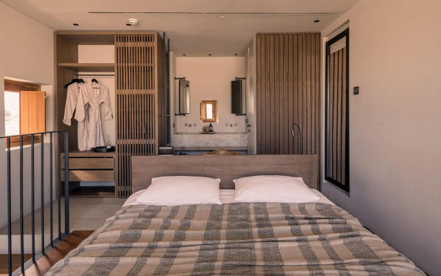 Theros All Suite Hotel - Adults Only