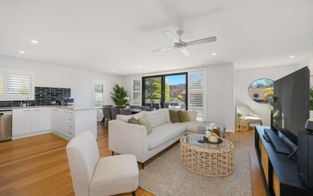 'Beautiful View' close to Flynns Beach