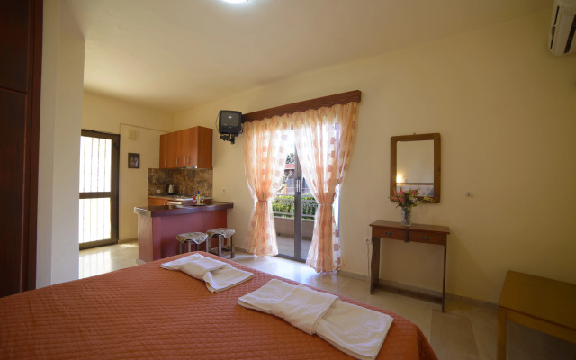 Toulas Apartments