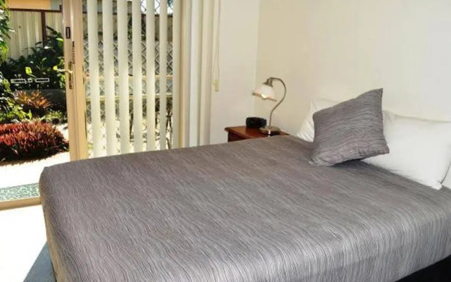 Redland Bay Motel
