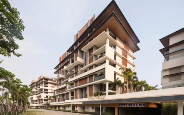 Poltton International Apartment Jinding