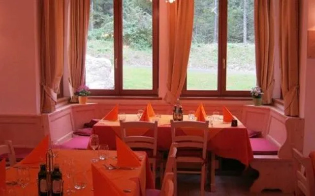 Hotel Baita Sagron Mis